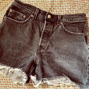 Black 501 jean short